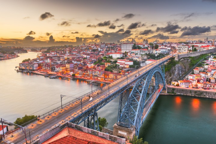 Portugal en avril : 7 raisons irrésistibles d’y partir au printemps